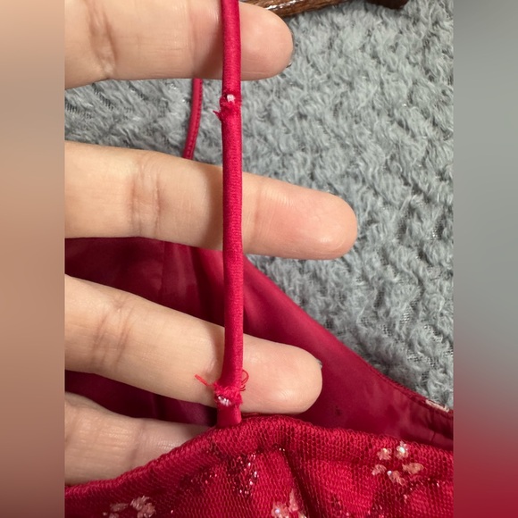 Children’s Concepts USA Girls Dress Stunning Red Delicate Floral Embroidered 14 - Picture 10 of 14